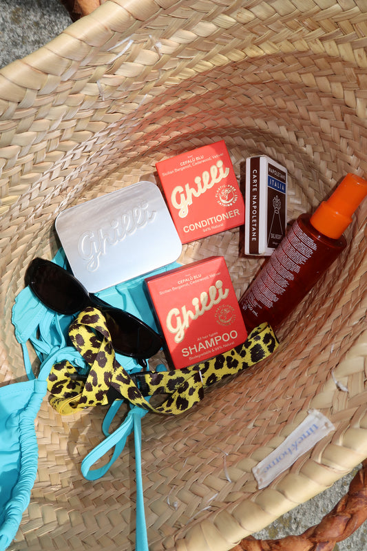 TRAVEL SET